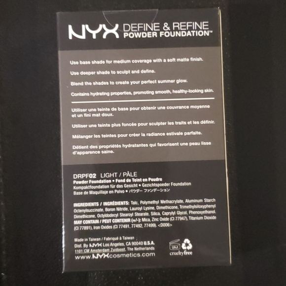 NYX Define & Refine Powder Foundation Pale - Picture 2 of 2